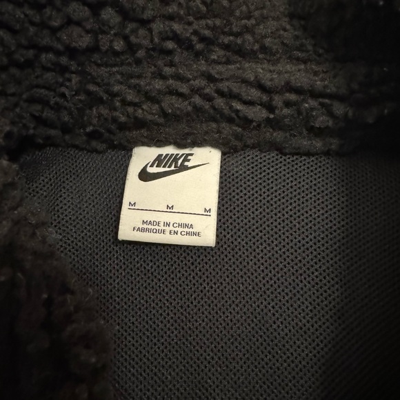 Nike Sherpa Zip Jacket - Picture 2 of 3